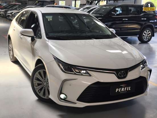 TOYOTA-COROLLA-2023
