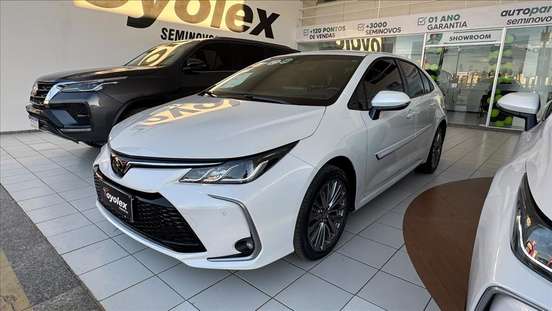 TOYOTA-COROLLA-2024