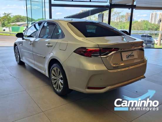 TOYOTA-COROLLA-2023