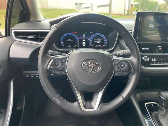 TOYOTA-COROLLA-2024