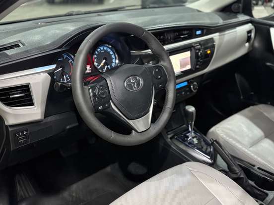 TOYOTA-COROLLA-2016