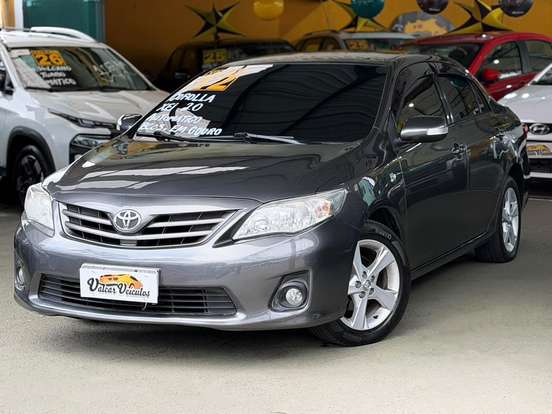 TOYOTA-COROLLA-2011