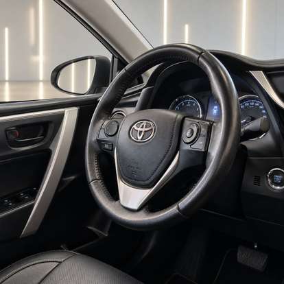 TOYOTA-COROLLA-2018