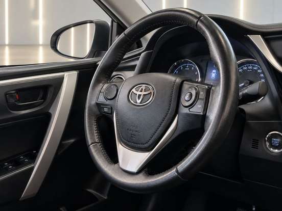 TOYOTA-COROLLA-2.0 XEI 16V FLEX 4P AUTOMÁTICO TOYOTA-COROLLA-2018