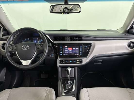 TOYOTA-COROLLA-2017