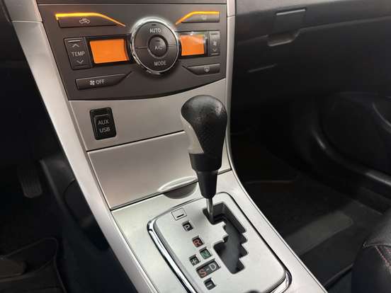 TOYOTA-COROLLA-2.0 XRS 16V FLEX 4P AUTOMÁTICO TOYOTA-COROLLA-2013