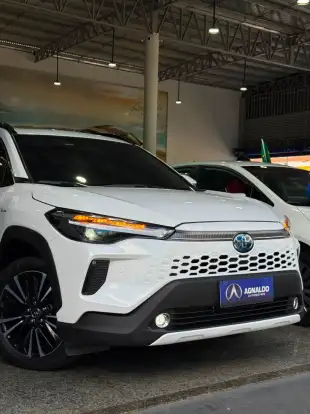 TOYOTA-COROLLA CROSS-2024