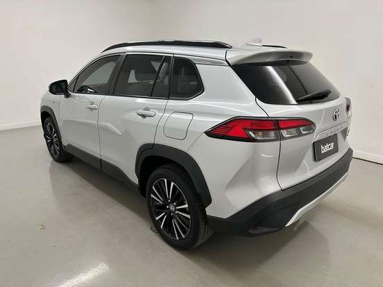 TOYOTA-COROLLA CROSS-2024