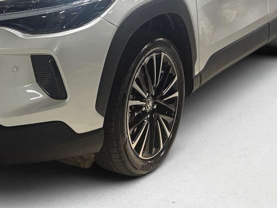 TOYOTA-COROLLA CROSS-2024