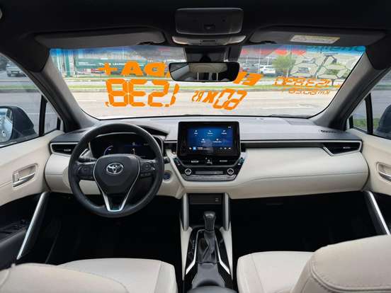 TOYOTA-COROLLA CROSS-2023