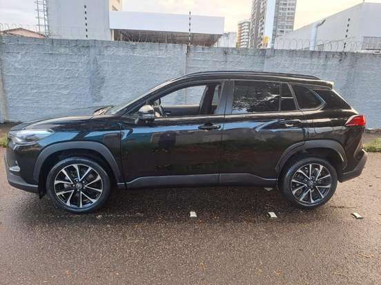 TOYOTA-COROLLA CROSS-2024