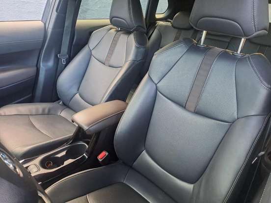 TOYOTA-COROLLA CROSS-2024