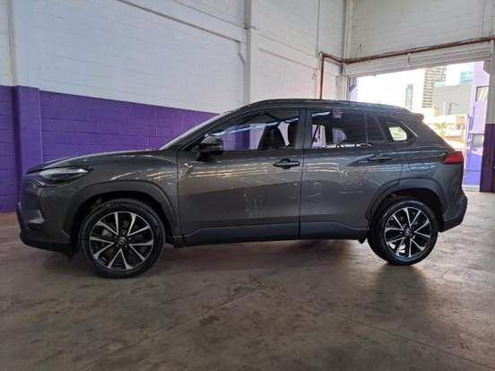 TOYOTA-COROLLA CROSS-2024