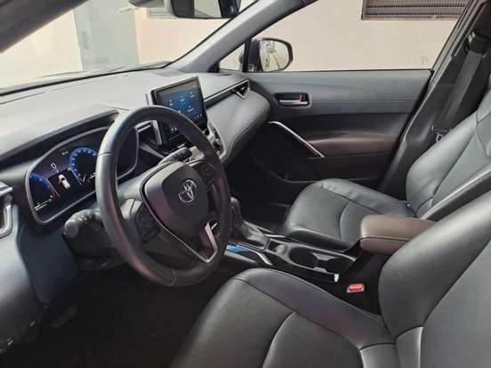 TOYOTA-COROLLA CROSS-2024