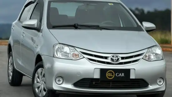 TOYOTA-ETIOS-2016