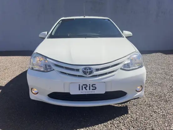TOYOTA-ETIOS-1.3 X 16V FLEX 4P MANUAL TOYOTA-ETIOS-2013