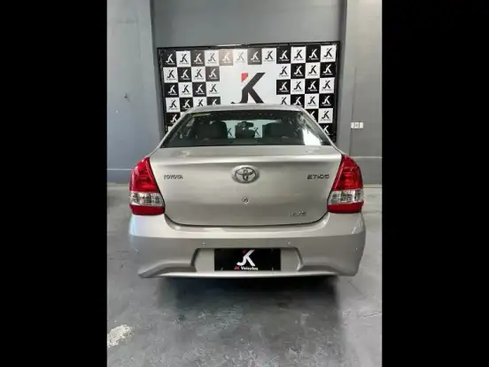 TOYOTA-ETIOS-1.5 XS 16V FLEX 4P AUTOMÁTICO TOYOTA-ETIOS-2017