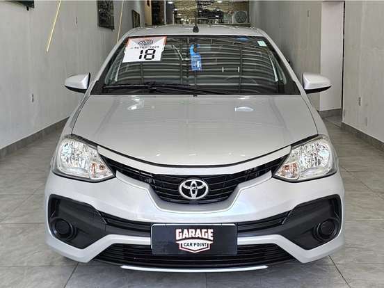 TOYOTA-ETIOS-2017