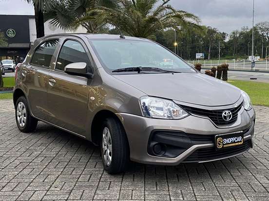TOYOTA-ETIOS-1.3 X 16V FLEX 4P MANUAL TOYOTA-ETIOS-2017