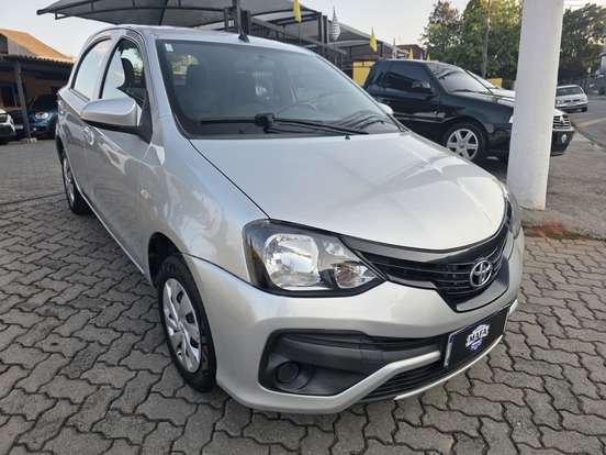 TOYOTA-ETIOS-2018