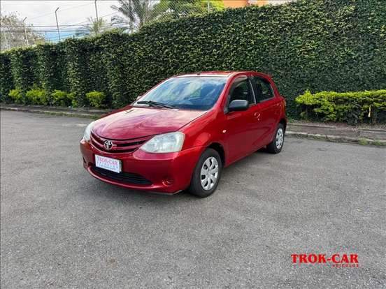 TOYOTA-ETIOS-1.3 XS 16V FLEX 4P MANUAL TOYOTA-ETIOS-2013