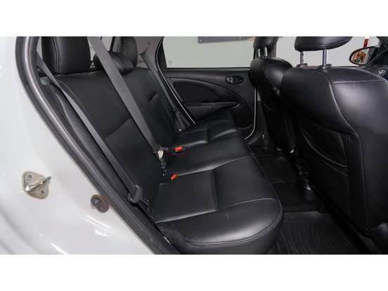 TOYOTA-ETIOS-1.5 X PLUS 16V FLEX 4P AUTOMÁTICO TOYOTA-ETIOS-2018