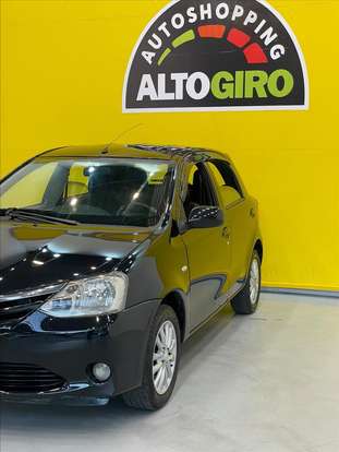 TOYOTA-ETIOS-2012