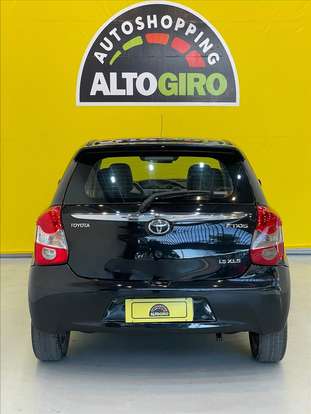 TOYOTA-ETIOS-2012