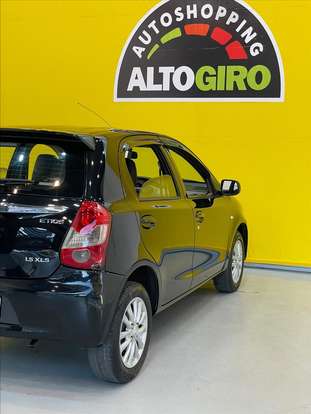 TOYOTA-ETIOS-2012