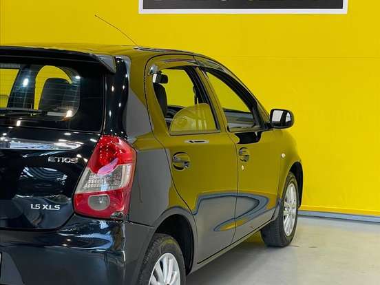 TOYOTA-ETIOS-1.5 XLS 16V FLEX 4P MANUAL TOYOTA-ETIOS-2012