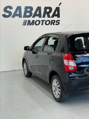 TOYOTA-ETIOS-2012