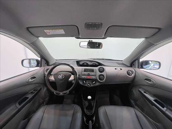 TOYOTA-ETIOS-1.5 XLS 16V FLEX 4P MANUAL TOYOTA-ETIOS-2012