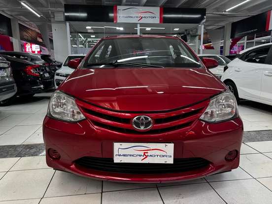 TOYOTA-ETIOS-2016