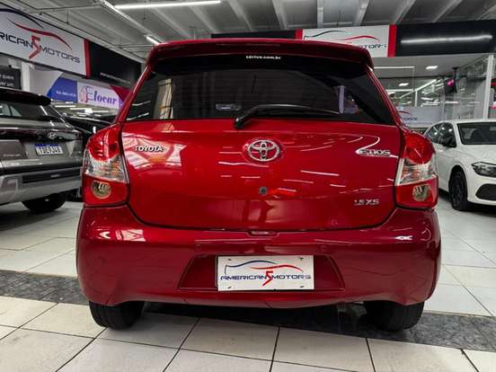 TOYOTA-ETIOS-2016
