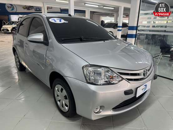 TOYOTA-ETIOS-2016