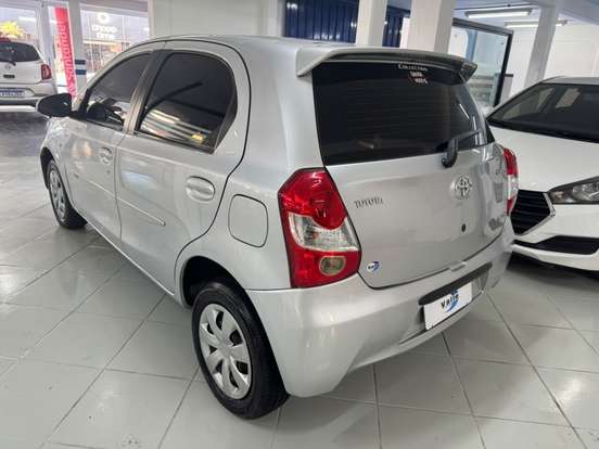 TOYOTA-ETIOS-1.5 XS 16V FLEX 4P MANUAL TOYOTA-ETIOS-2016