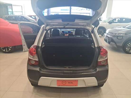 TOYOTA-ETIOS CROSS-1.5 16V FLEX 4P AUTOMÁTICO TOYOTA-ETIOS CROSS-2016