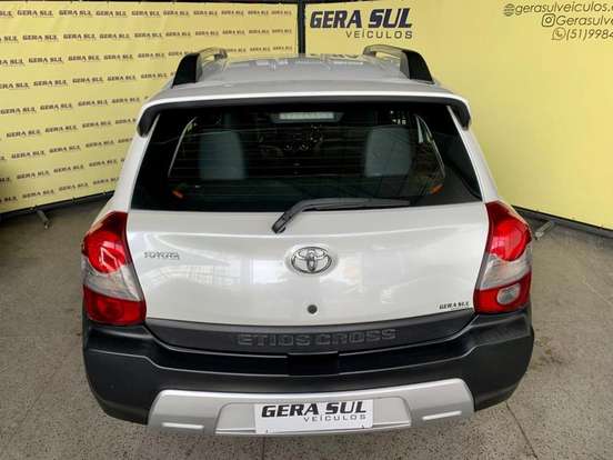 TOYOTA-ETIOS CROSS-1.5 16V FLEX 4P MANUAL TOYOTA-ETIOS CROSS-2014