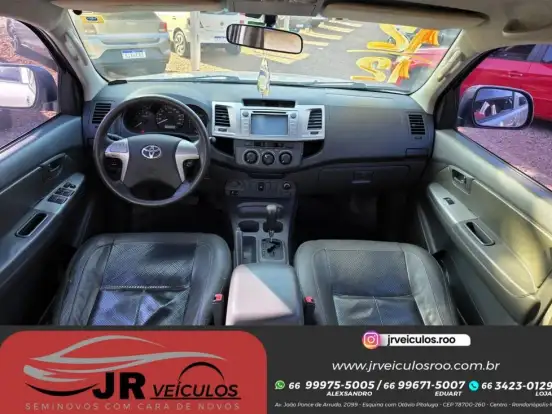 TOYOTA-HILUX-2.7 SRV 4X4 CD 16V FLEX 4P AUTOMÁTICO TOYOTA-HILUX-2012
