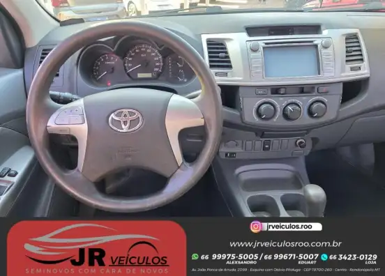 TOYOTA-HILUX-2012