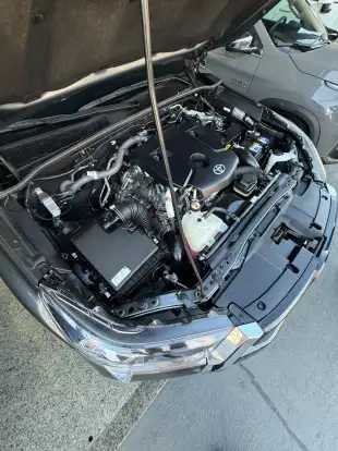 TOYOTA-HILUX-2023