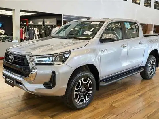 TOYOTA-HILUX-2.8 D-4D TURBO DIESEL CD SRV 4X4 AUTOMÁTICO TOYOTA-HILUX-2026