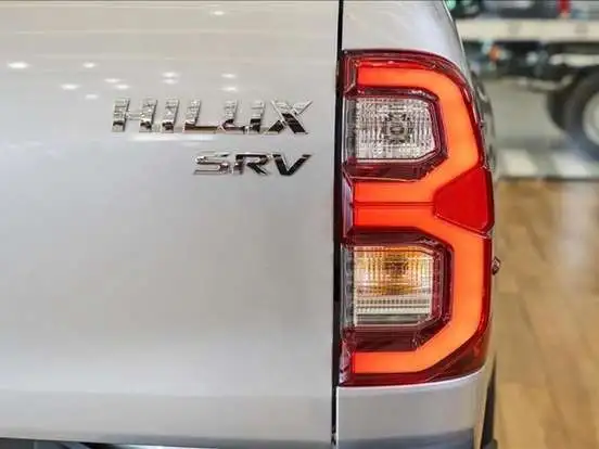 TOYOTA-HILUX-2.8 D-4D TURBO DIESEL CD SRV 4X4 AUTOMÁTICO TOYOTA-HILUX-2026