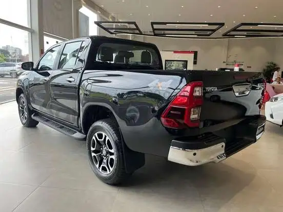 TOYOTA-HILUX-2.8 D-4D TURBO DIESEL CD SRV 4X4 AUTOMÁTICO TOYOTA-HILUX-2026