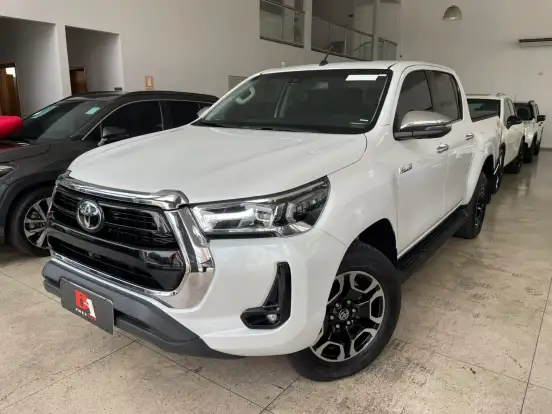 TOYOTA-HILUX-2.8 D-4D TURBO DIESEL CD SRX 4X4 AUTOMÁTICO TOYOTA-HILUX-2026