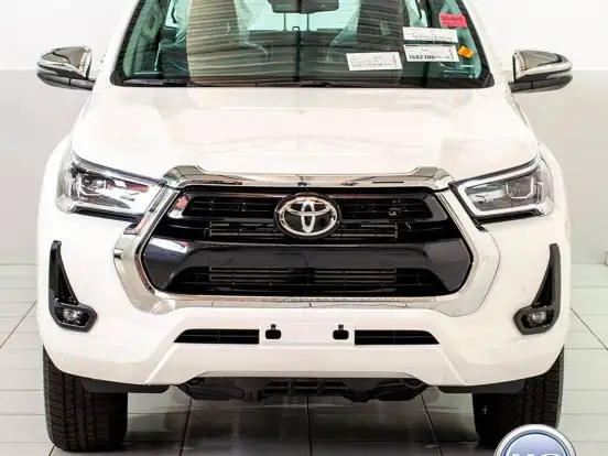 TOYOTA-HILUX-2.8 D-4D TURBO DIESEL CD SRX 4X4 AUTOMÁTICO TOYOTA-HILUX-2026