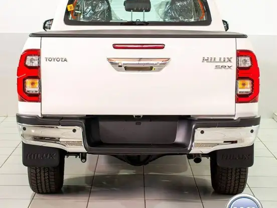 TOYOTA-HILUX-2026