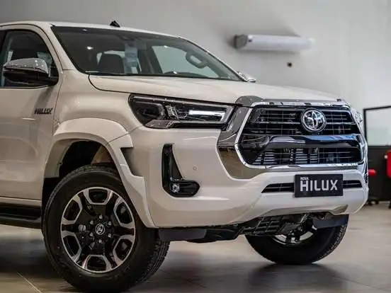 TOYOTA-HILUX-2026