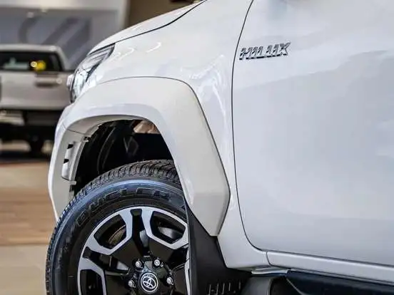 TOYOTA-HILUX-2026