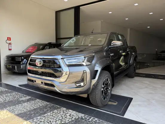 TOYOTA-HILUX-2026